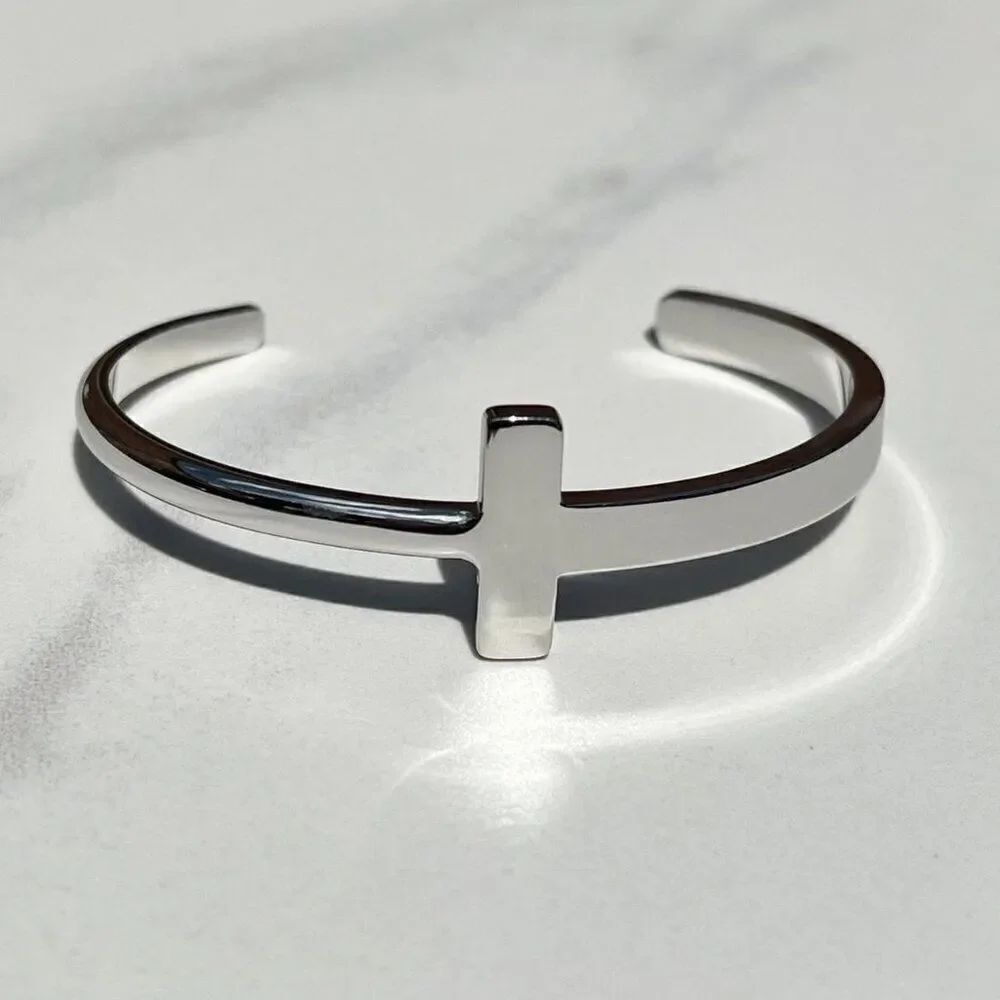 New! “Ximena” Adjustable Silver Bracelet